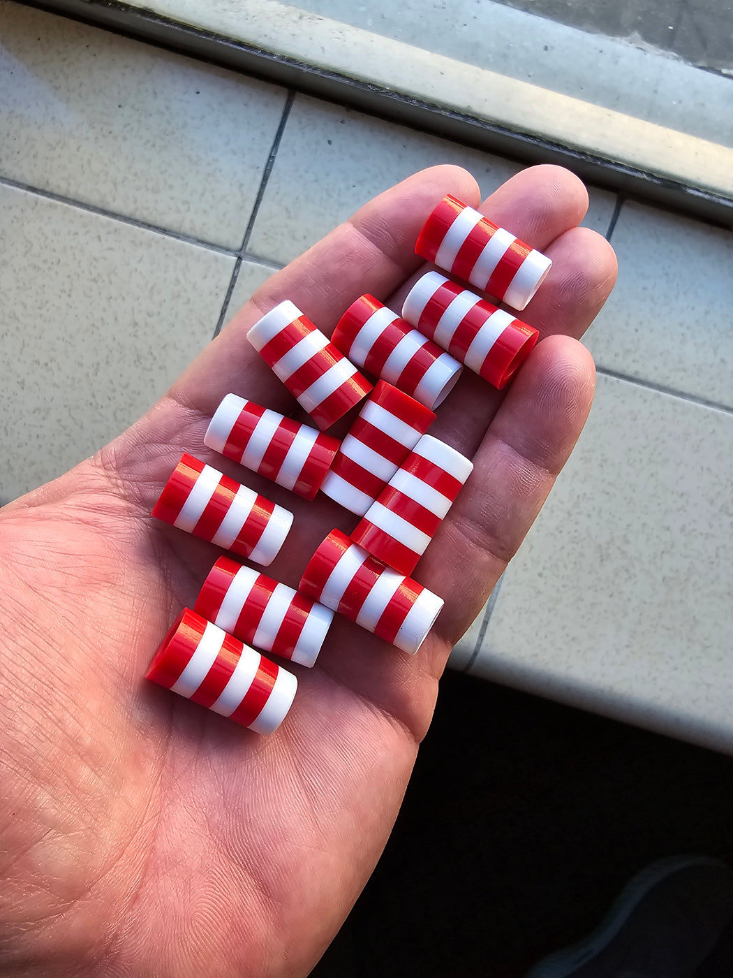 Waldo (1")