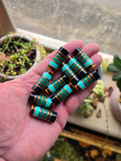 DeAngelo Vickers (Noir, Copper, Std)